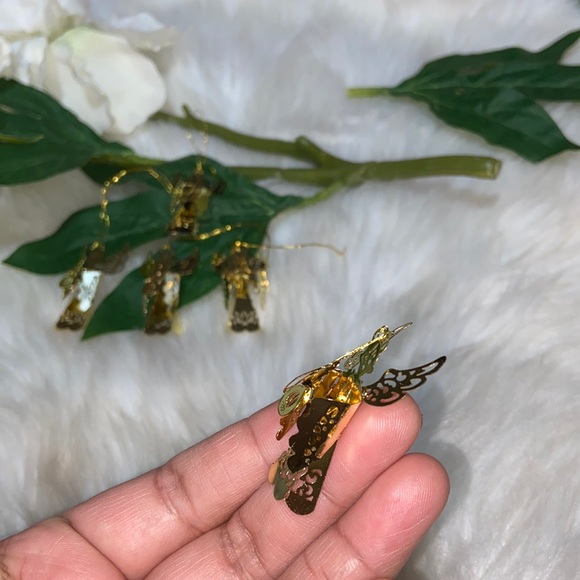 Vintage Gold Tone Filigree Angel Feather tree Christmas Ornaments 5 Pc Set - Picture 8 of 14